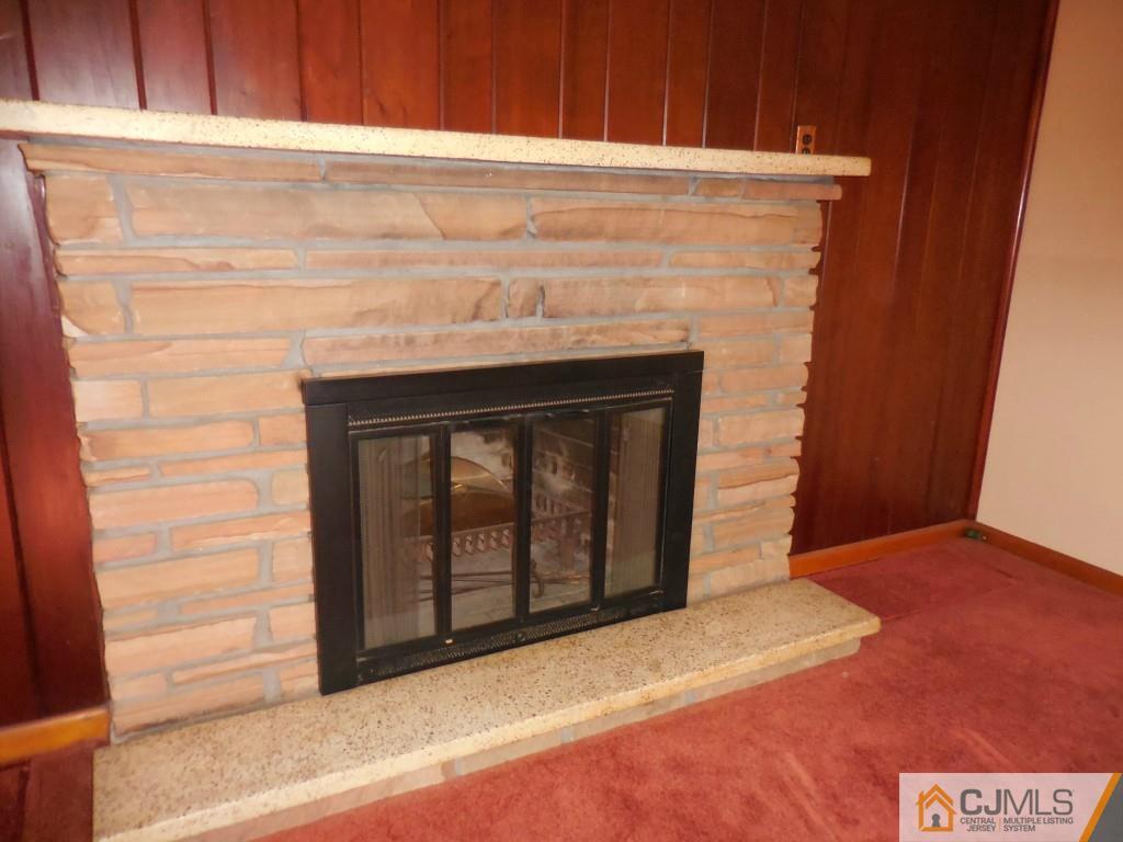578 Darwin Boulevard Edison, NJ 08820 - Photo 9 of 20