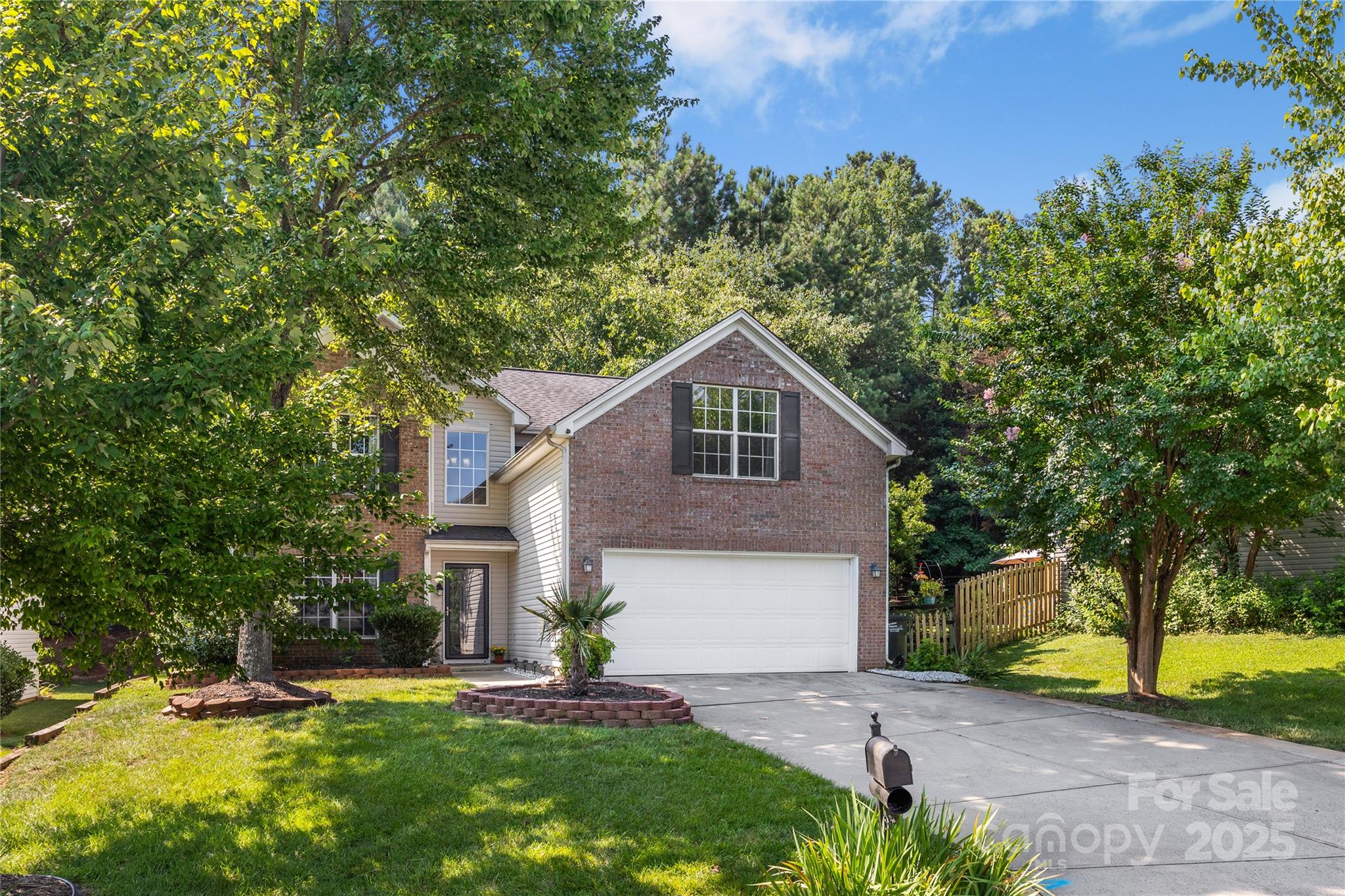241 Chestnut Avenue Tega Cay, SC 29708 - Photo 2 of 38 Gallery Image 2