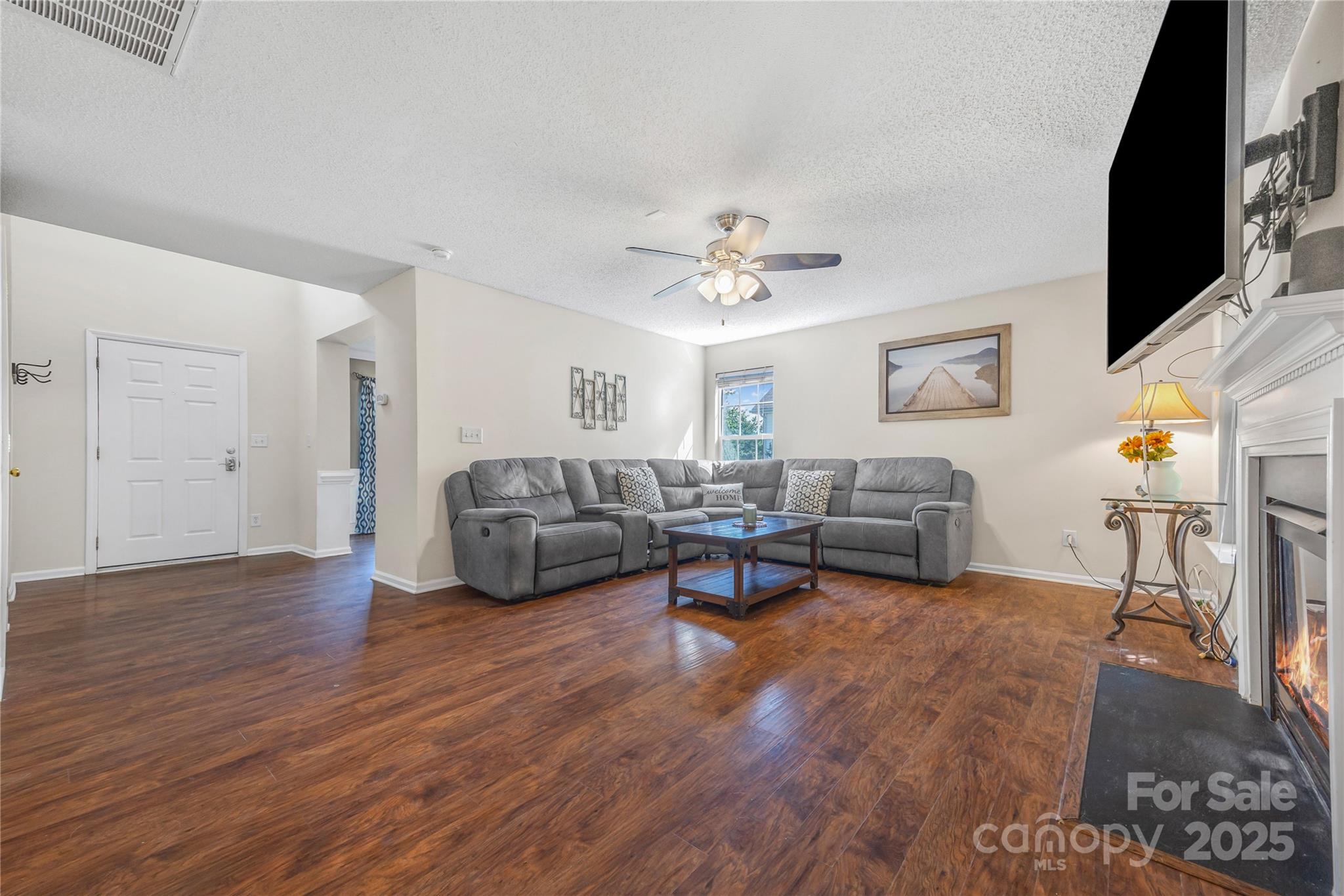 241 Chestnut Avenue Tega Cay, SC 29708 - Photo 8 of 38 Gallery Image 8