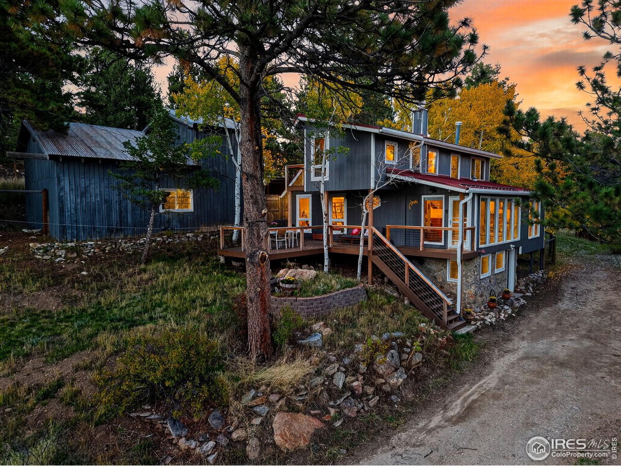 Welcome Home to 1707 Ridge Road, Nederland