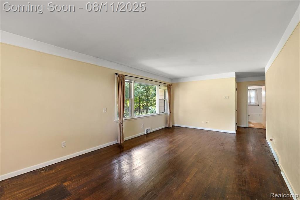 741 West Livingston Road Highland, MI 48357 - Photo 17 of 70 Gallery Image 17
