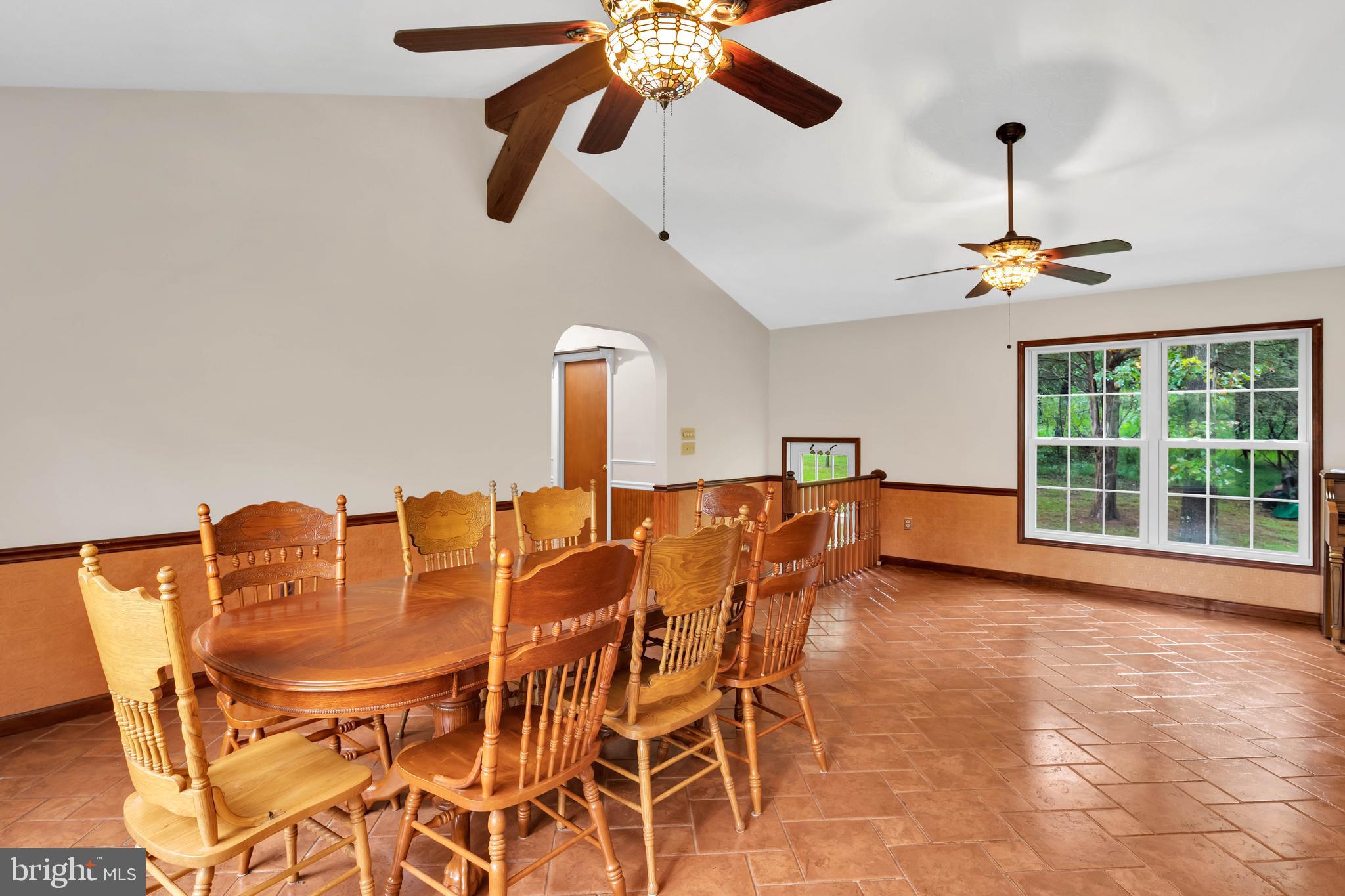 854 Stoney Bottom Road Front Royal, VA 22630 - Photo 18 of 38 Great room with incorporated dining area
