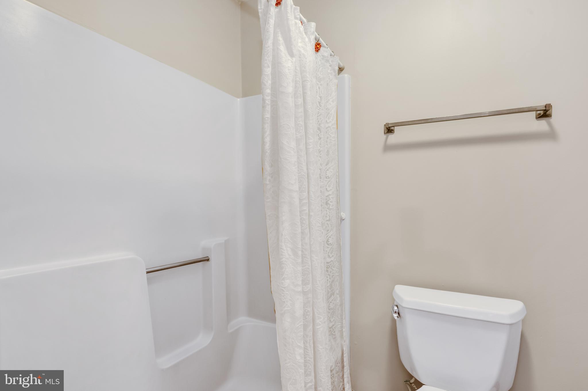 854 Stoney Bottom Road Front Royal, VA 22630 - Photo 22 of 38 Master Bathroom, 2nd floor.
