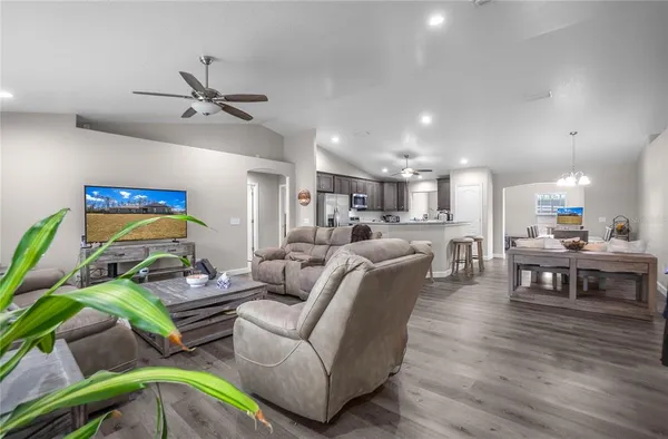 $390,000 | 4330 West Drake Lane, Dunnellon, FL 34433