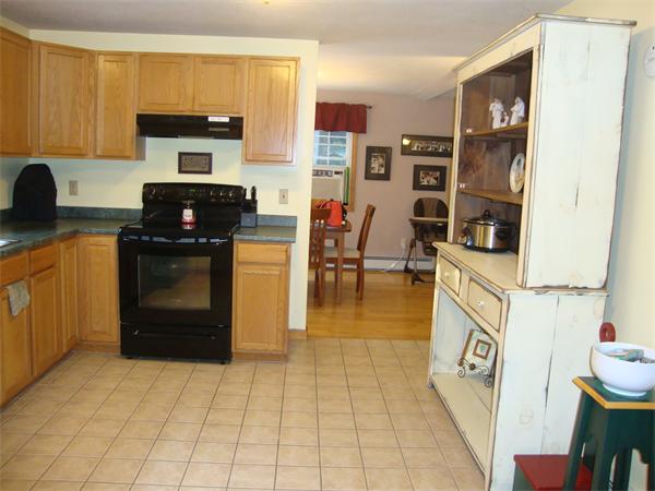 11 Birches Road Hubbardston, MA 01452 - Photo 7 of 22 Gallery Image 7