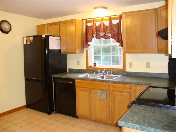 11 Birches Road Hubbardston, MA 01452 - Photo 8 of 22 Gallery Image 8