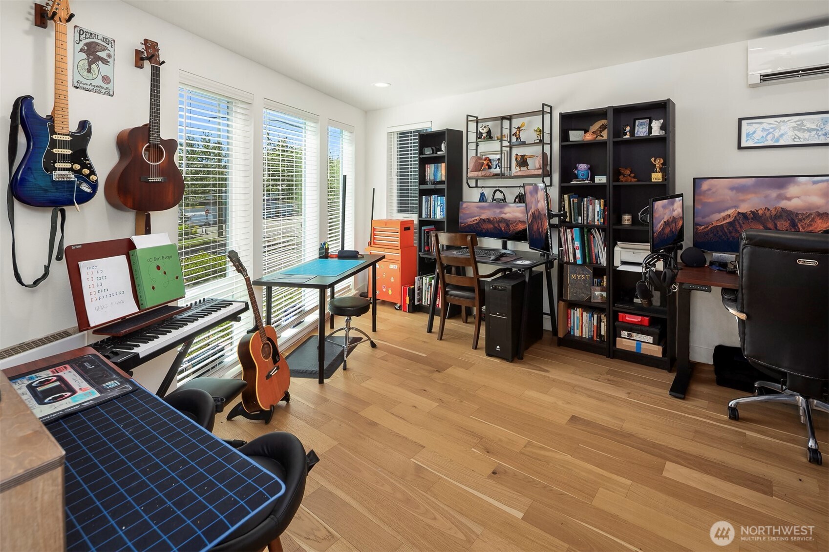 4104 Leary Way Northwest Seattle, WA 98107 - Photo 11 of 34