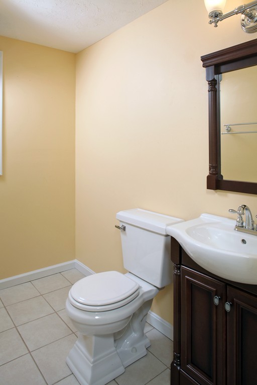 26 Tarkiln Road Kingston, MA 02364 - Photo 6 of 17 Gallery Image 6