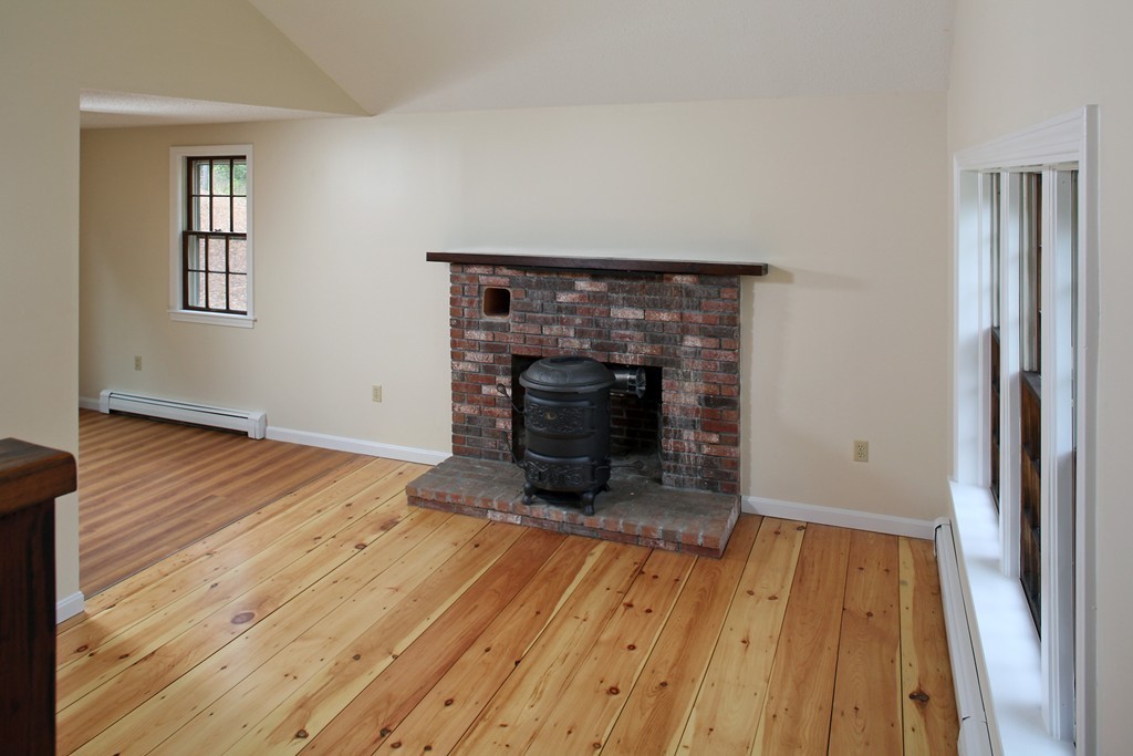 26 Tarkiln Road Kingston, MA 02364 - Photo 7 of 17 Gallery Image 7