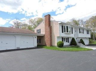 432 Sowams Road Barrington, RI 02806 - Photo 1 of 12 Welcome home....