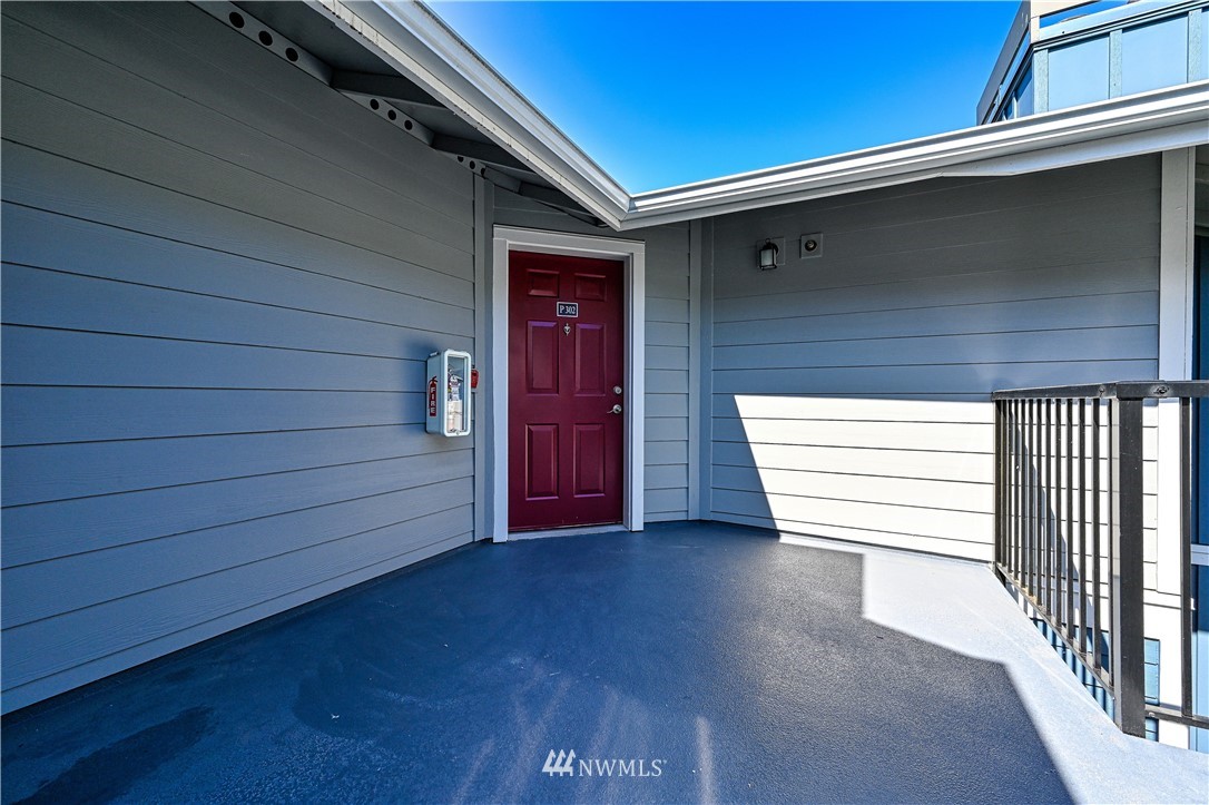 3906 243rd Place Southeast, Unit P302 Bothell, WA 98021 - Photo 2 of 20 Gallery Image 2