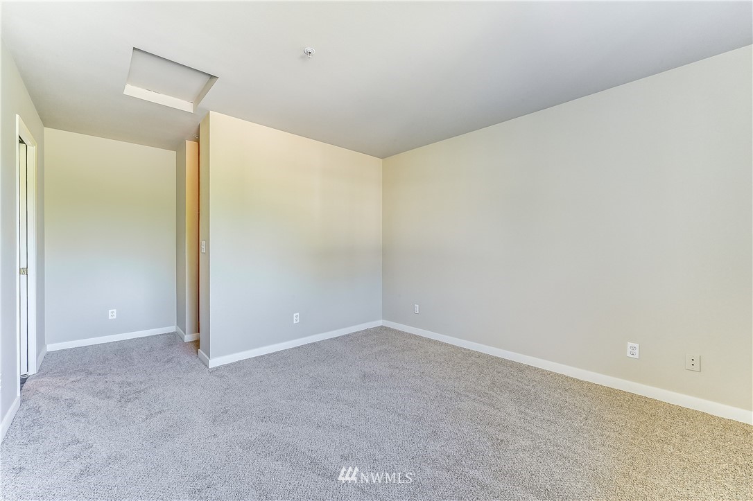 3906 243rd Place Southeast, Unit P302 Bothell, WA 98021 - Photo 11 of 20 Gallery Image 11