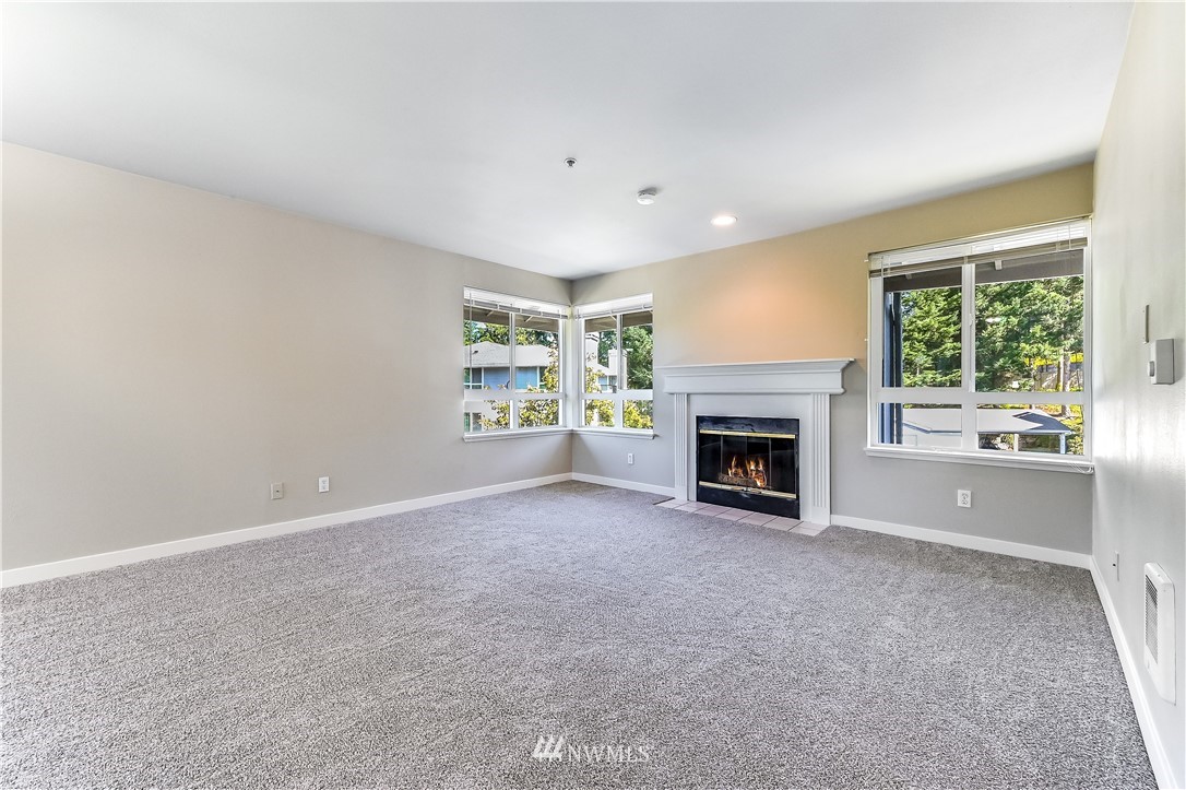 3906 243rd Place Southeast, Unit P302 Bothell, WA 98021 - Photo 5 of 20 Gallery Image 5