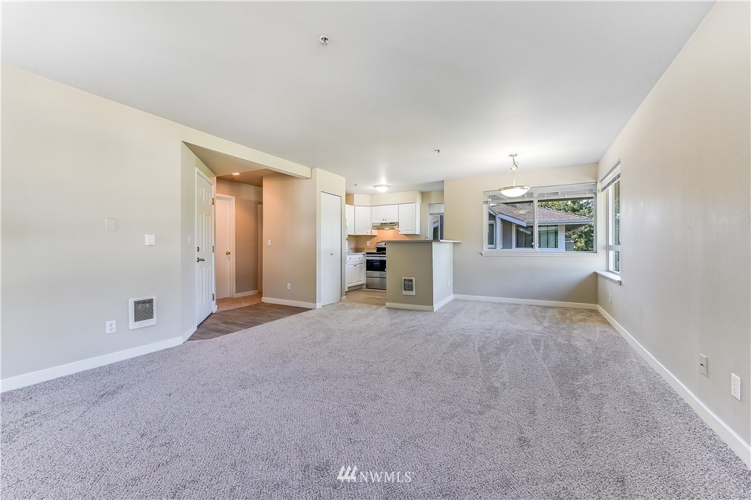 3906 243rd Place Southeast, Unit P302 Bothell, WA 98021 - Photo 7 of 20 Gallery Image 7
