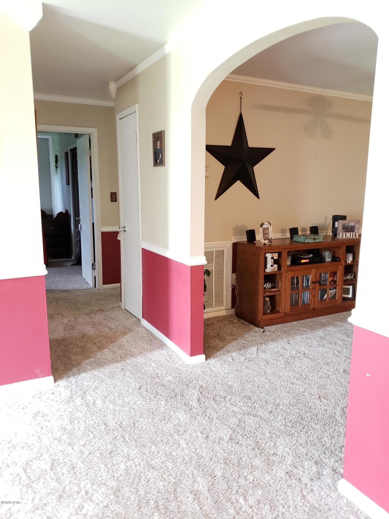 3088 5 Points Road Cottondale, FL 32431 - Photo 4 of 22 Gallery Image 4