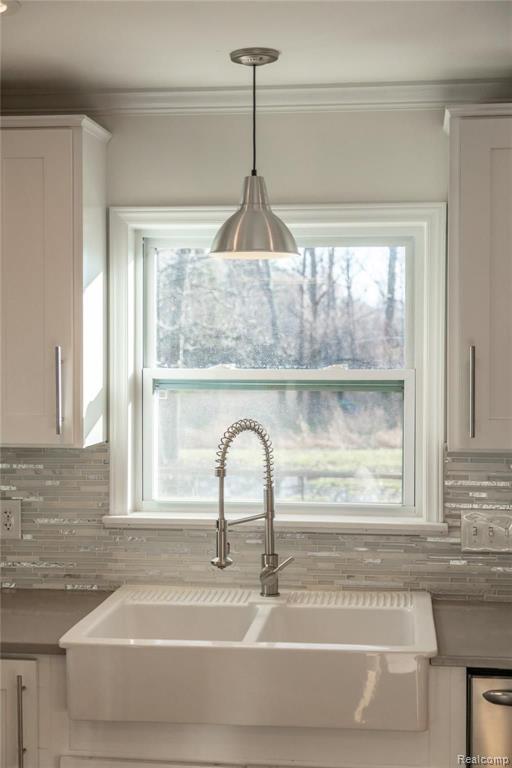 2271 Haslett Road East Lansing, MI 48823 - Photo 14 of 48