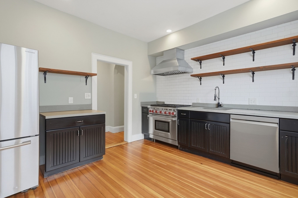 457 Washington Street, Unit 7 Newton, MA 02458 - Photo 3 of 10