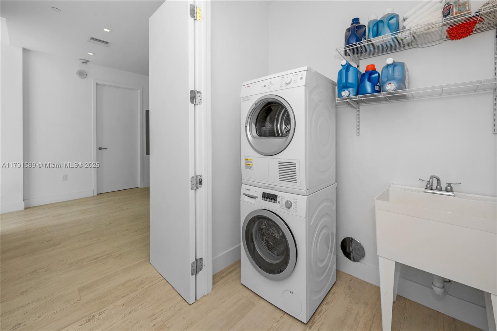 17475 Collins Avenue, Unit 1201 Sunny Isles Beach, FL 33160 - Photo 30 of 31