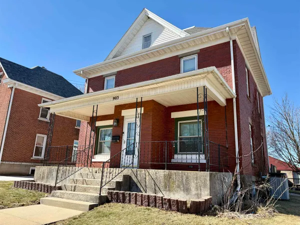 $210,000 | 903 13th Avenue, Monroe, WI 53566