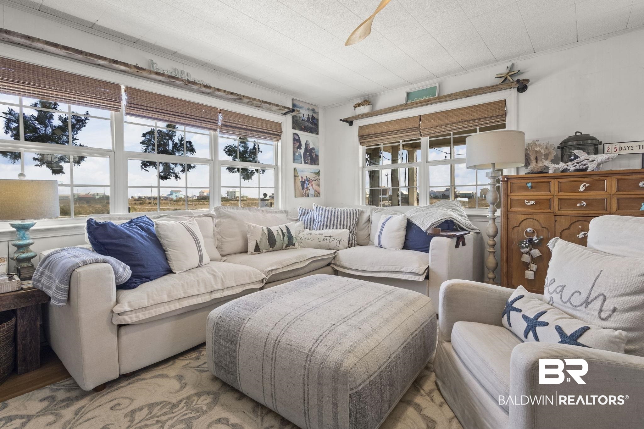 2514 Muscogee Road Gulf Shores, AL 36542 - Photo 9 of 60 Living room featuring a wealth of natural light