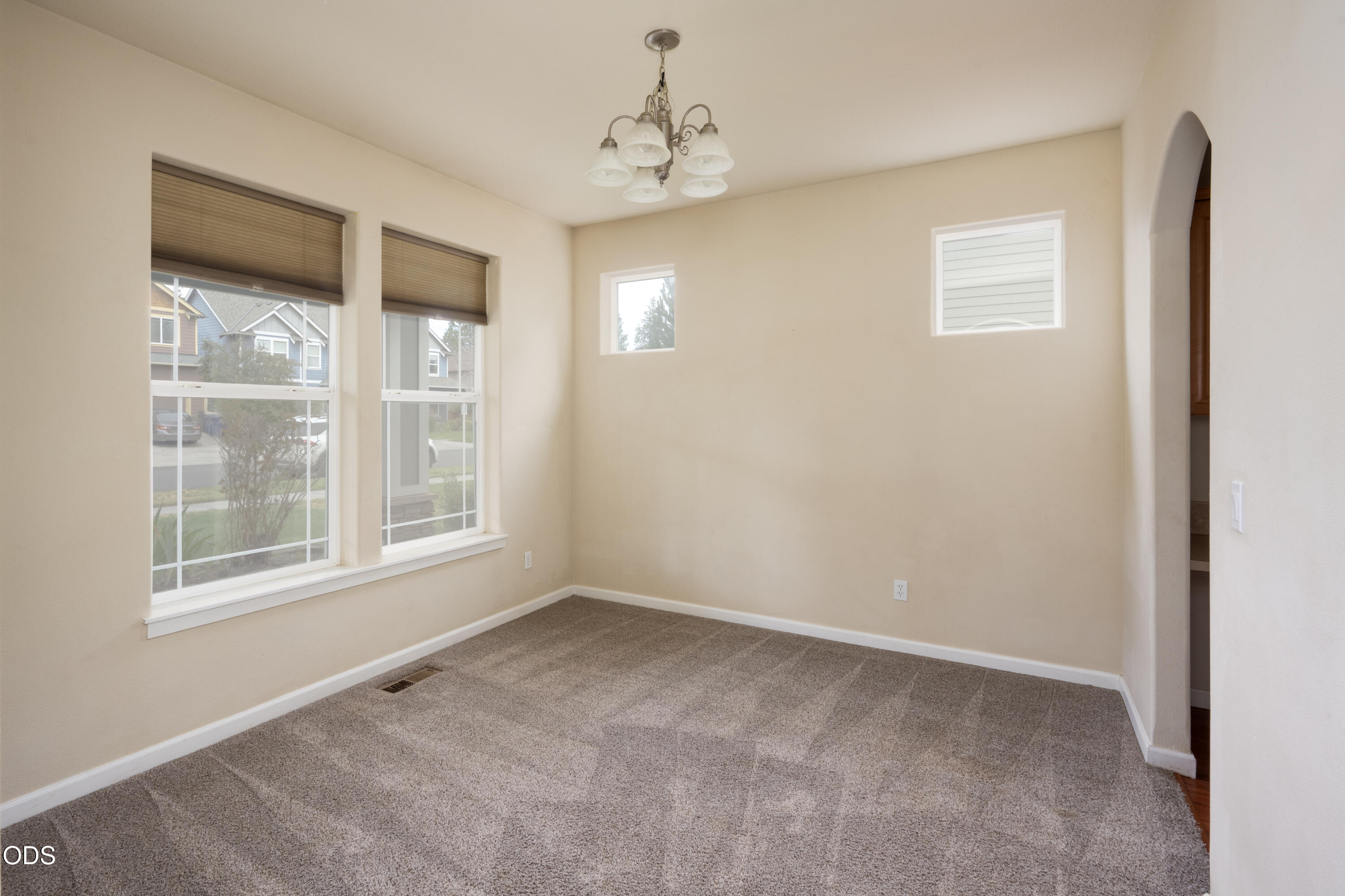 61506 Tall Tree Court Bend, OR 97702 - Photo 14 of 37