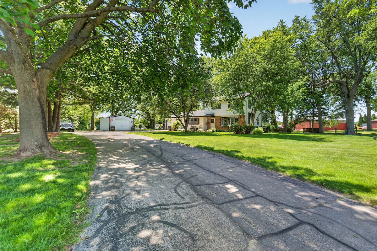 4165 County Rd K Raymond, WI 53126 - Photo 6 of 47 Driveway