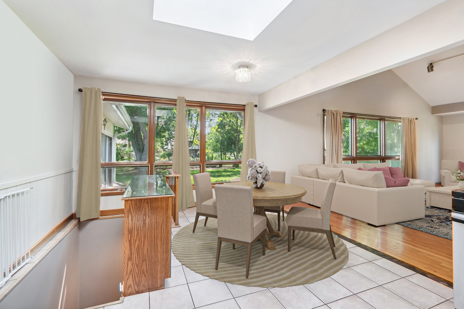 509 Hawthorne Road Frankfort, IL 60423 - Photo 14 of 36 a dining room with furniture and large windows