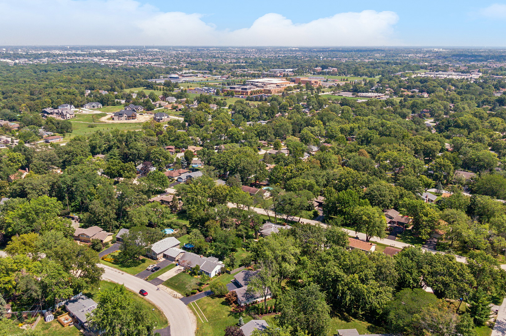 509 Hawthorne Road Frankfort, IL 60423 - Photo 33 of 36 an aerial view of residential houses with outdoor space and trees