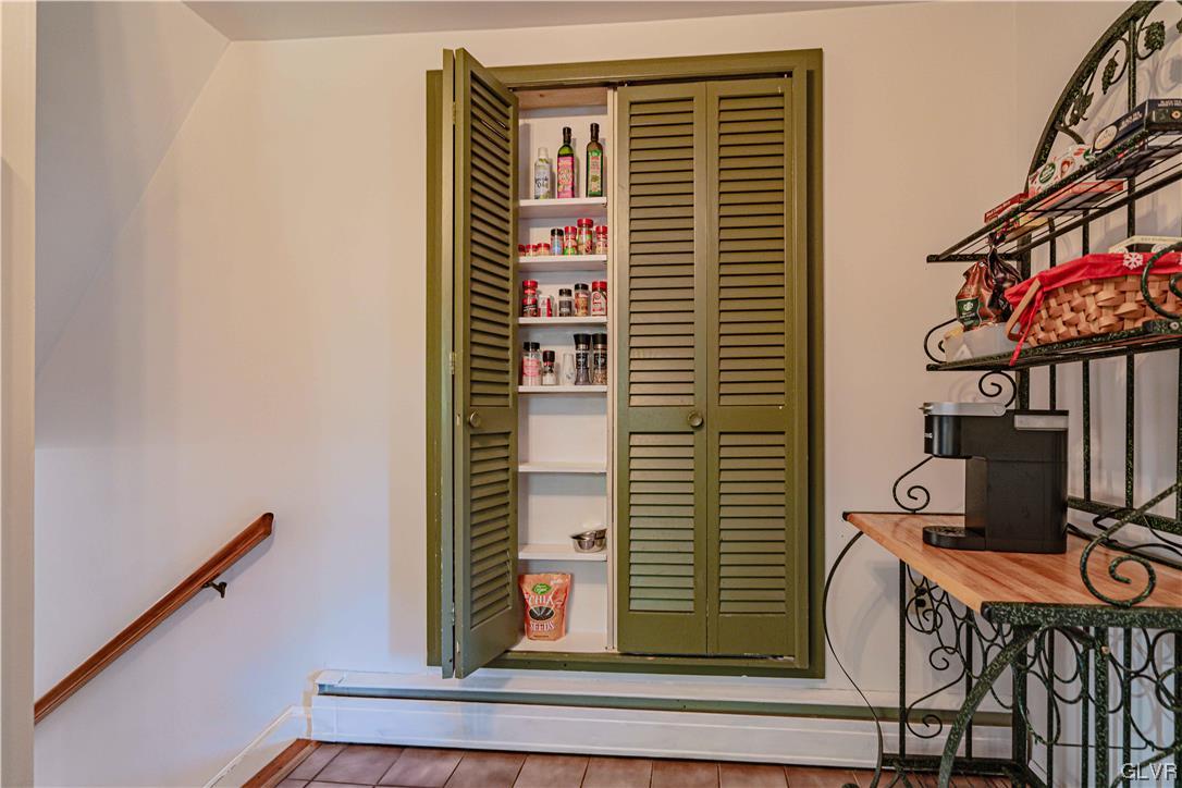 1584 Stoke Park Road Bethlehem, PA 18017 - Photo 12 of 36 Gallery Image 12