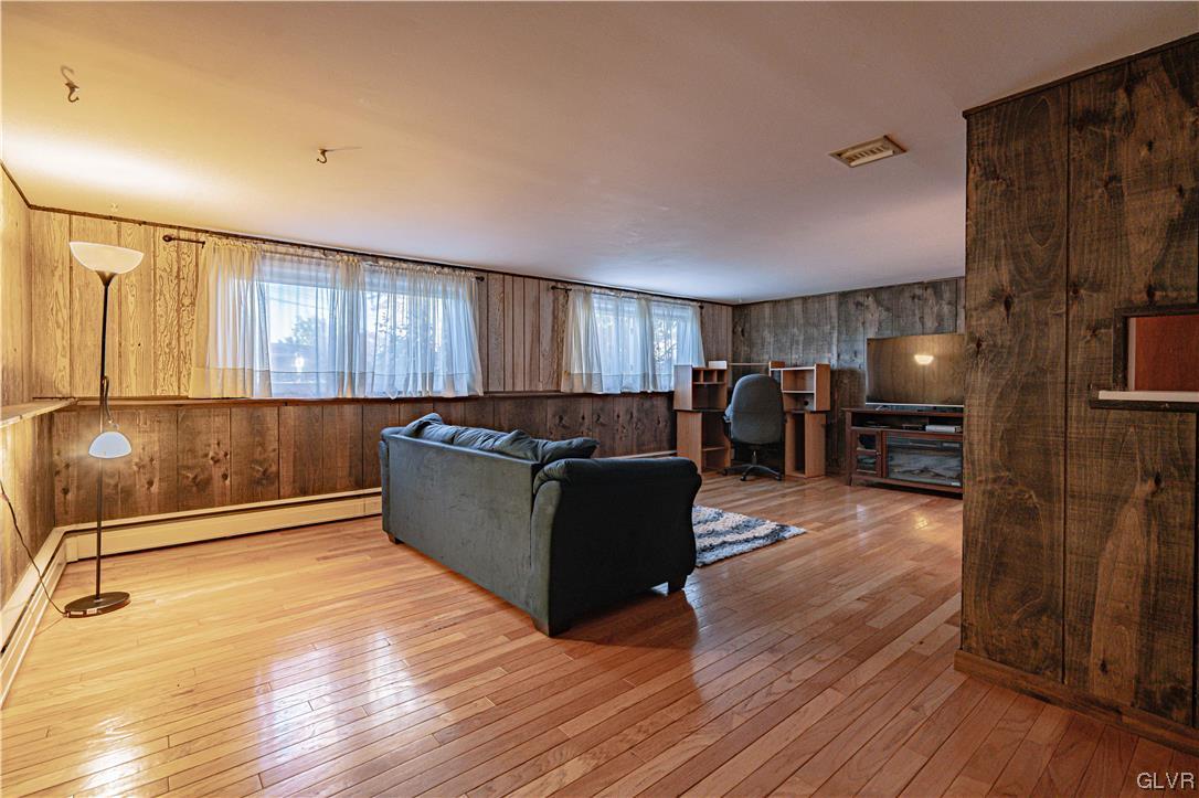 1584 Stoke Park Road Bethlehem, PA 18017 - Photo 23 of 36 Gallery Image 23