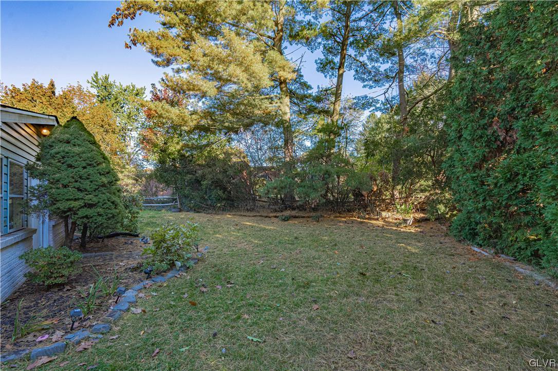 1584 Stoke Park Road Bethlehem, PA 18017 - Photo 33 of 36 Gallery Image 33