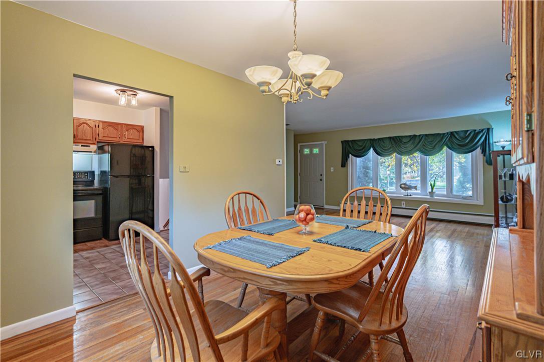 1584 Stoke Park Road Bethlehem, PA 18017 - Photo 9 of 36 Gallery Image 9