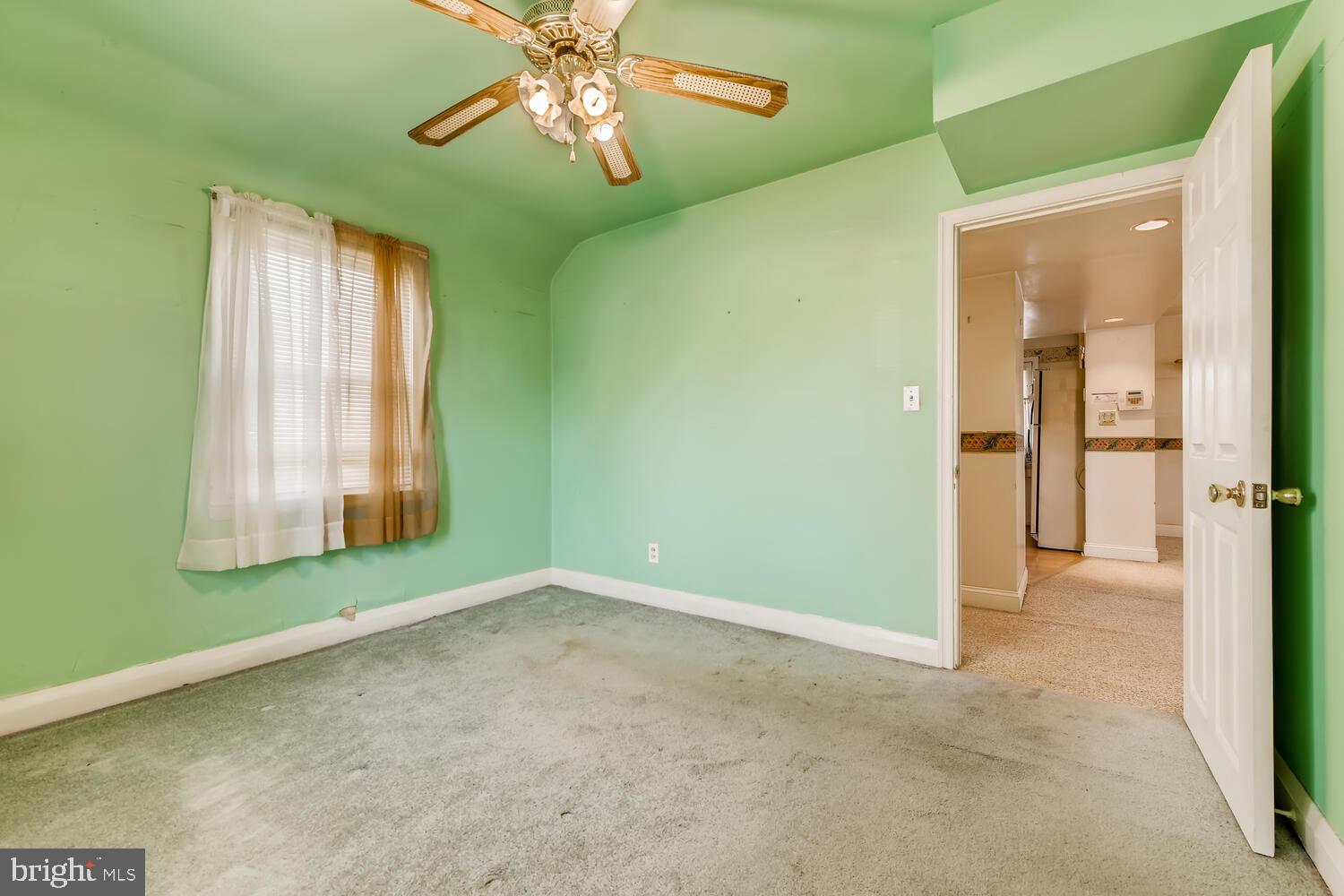 3143 Sollers Point Road Baltimore, MD 21222 - Photo 16 of 28