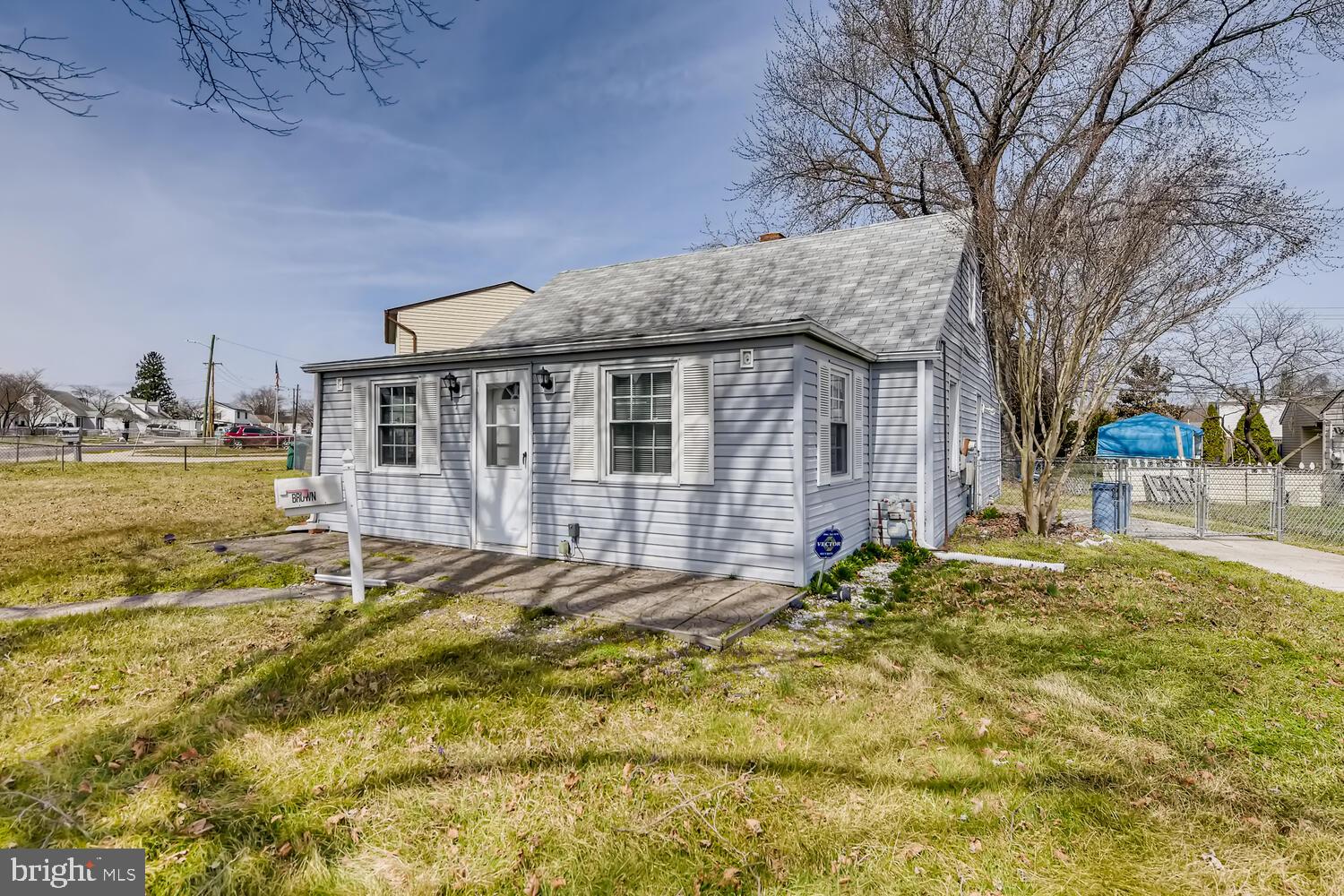 3143 Sollers Point Road Baltimore, MD 21222 - Photo 3 of 28