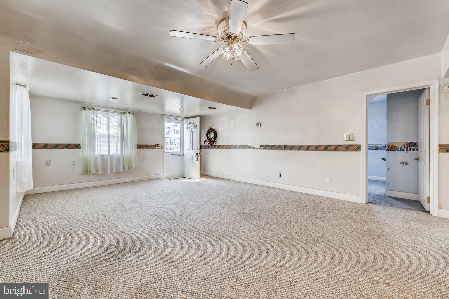 3143 Sollers Point Road Baltimore, MD 21222 - Photo 6 of 28