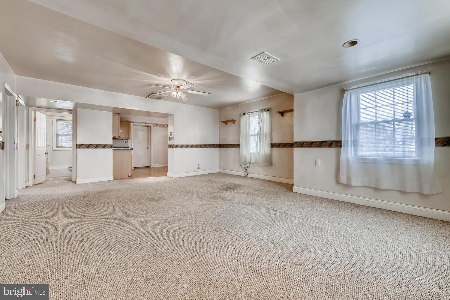 3143 Sollers Point Road Baltimore, MD 21222 - Photo 7 of 28