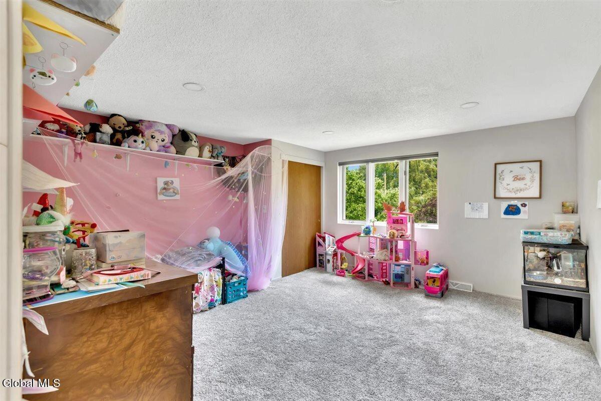 758 Feura Bush Road Bethlehem, NY 12054 - Photo 51 of 73 51-758 Feura Bush Rd-54