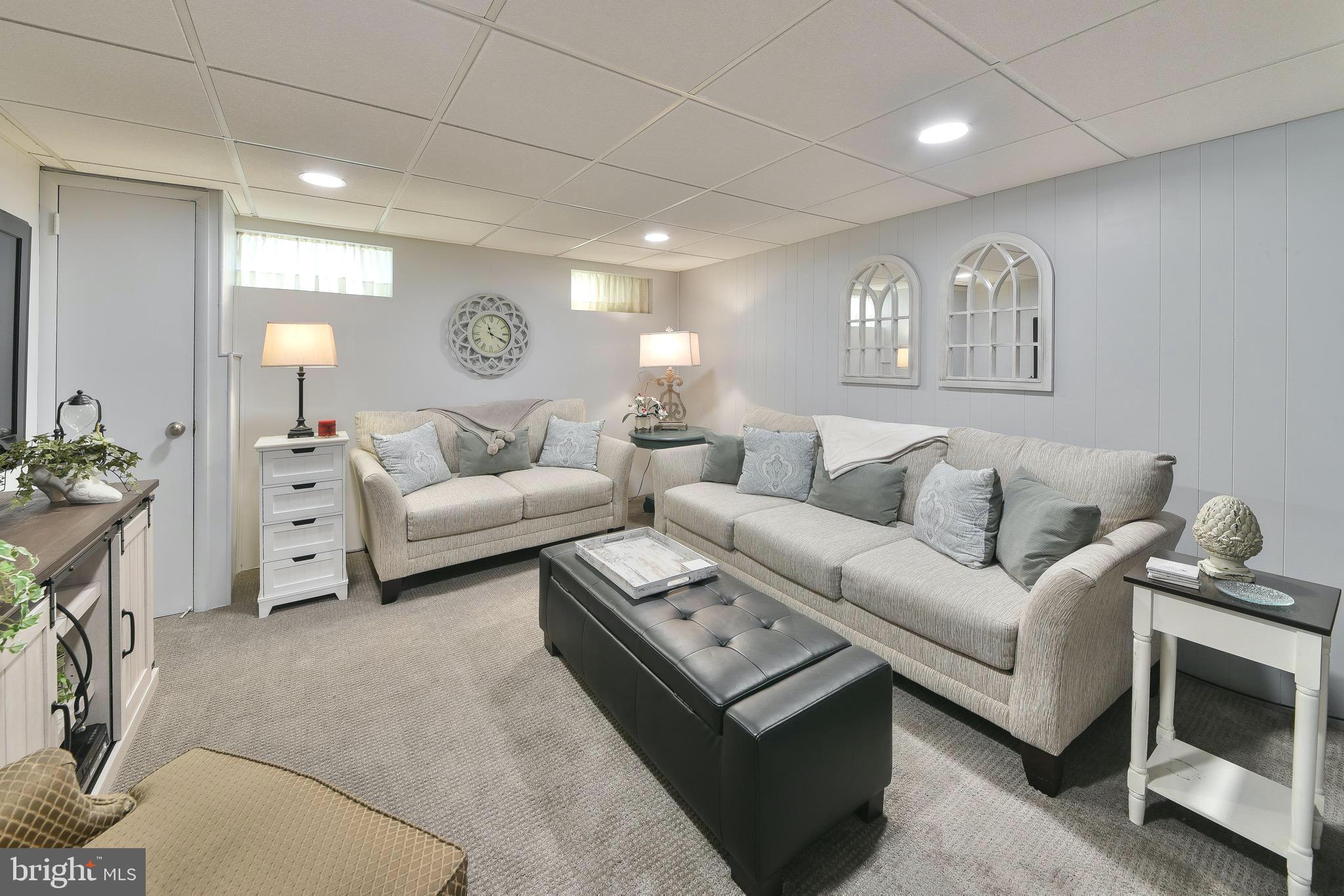 3447 Holyoke Road Philadelphia, PA 19114 - Photo 15 of 24