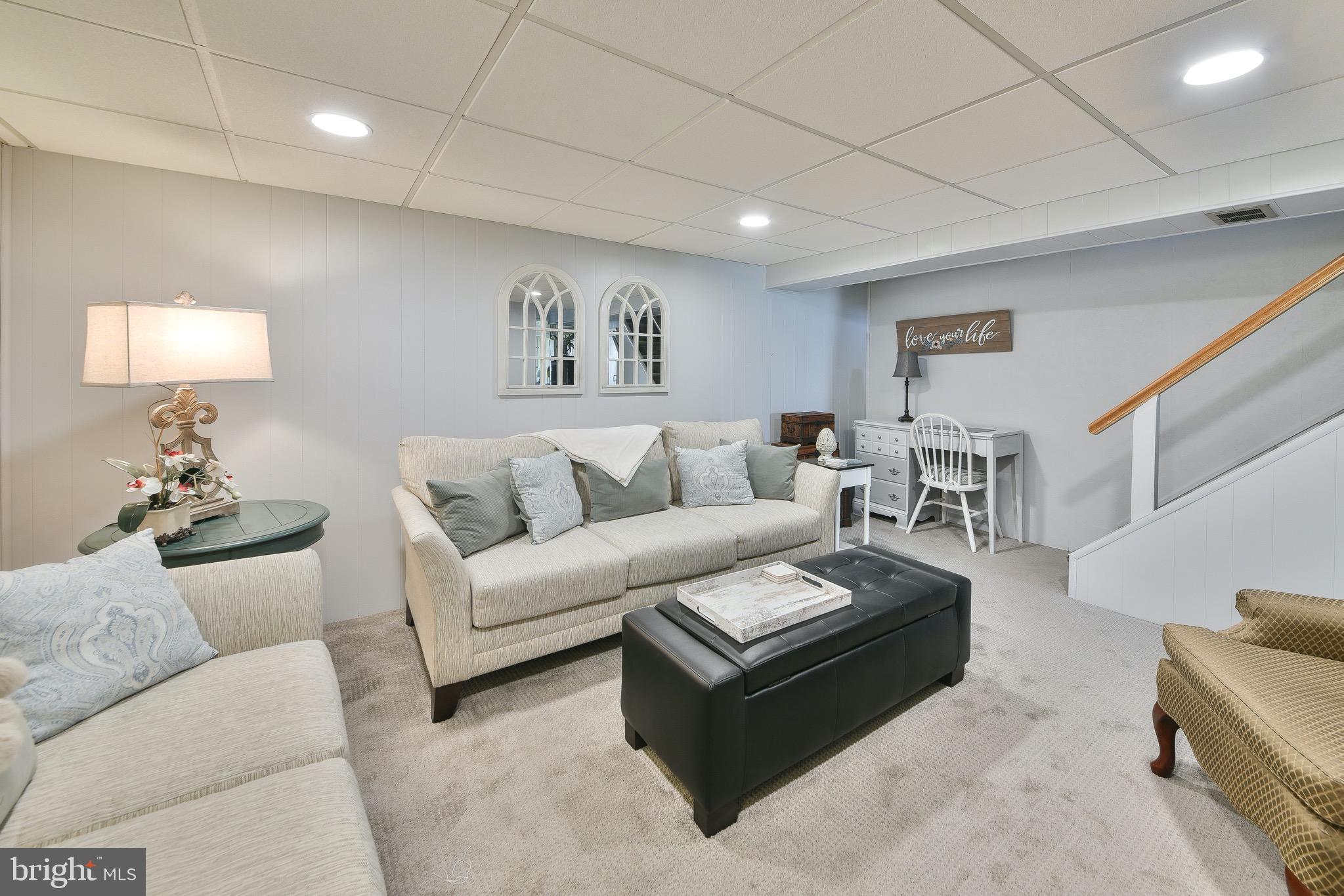 3447 Holyoke Road Philadelphia, PA 19114 - Photo 16 of 24