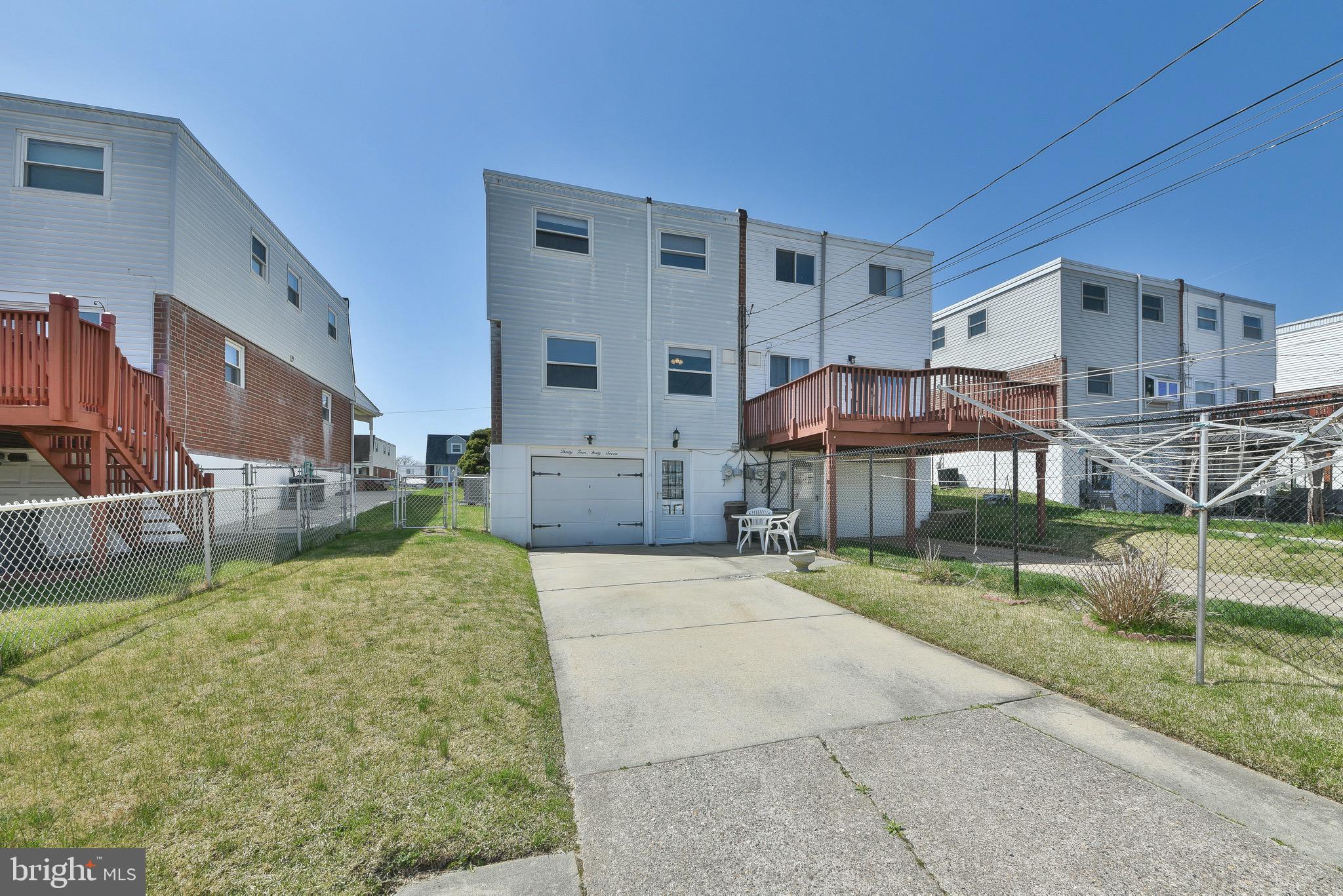 3447 Holyoke Road Philadelphia, PA 19114 - Photo 18 of 24