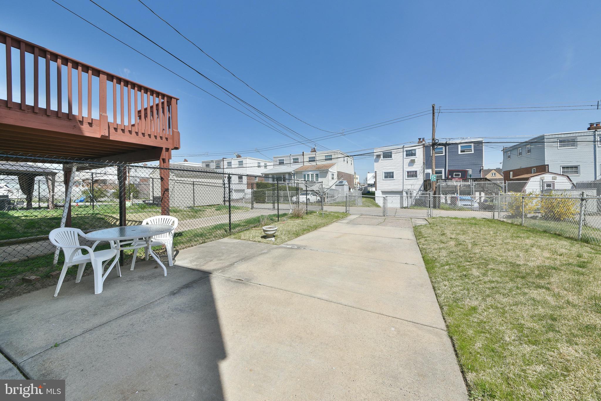 3447 Holyoke Road Philadelphia, PA 19114 - Photo 20 of 24