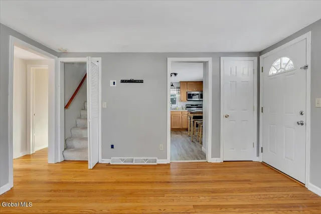 $289,000 | 66 Beaver Dam Road, Bethlehem, NY 12158