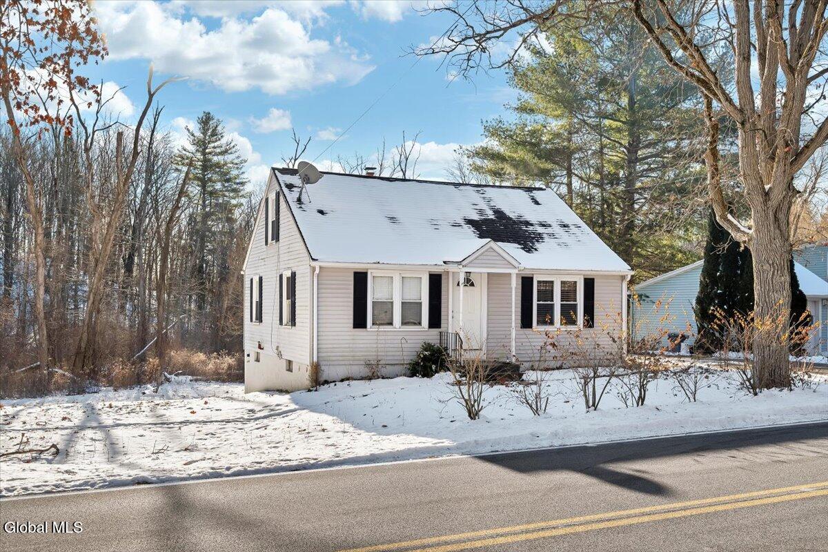 66 Beaver Dam Road Bethlehem, NY 12158 - Photo 2 of 30 25-P1624346