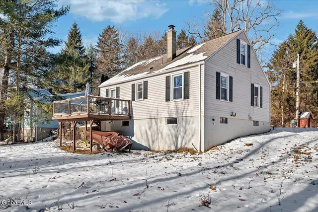 $289,000 | 66 Beaver Dam Road, Bethlehem, NY 12158