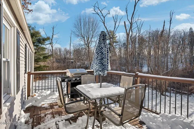 $289,000 | 66 Beaver Dam Road, Bethlehem, NY 12158