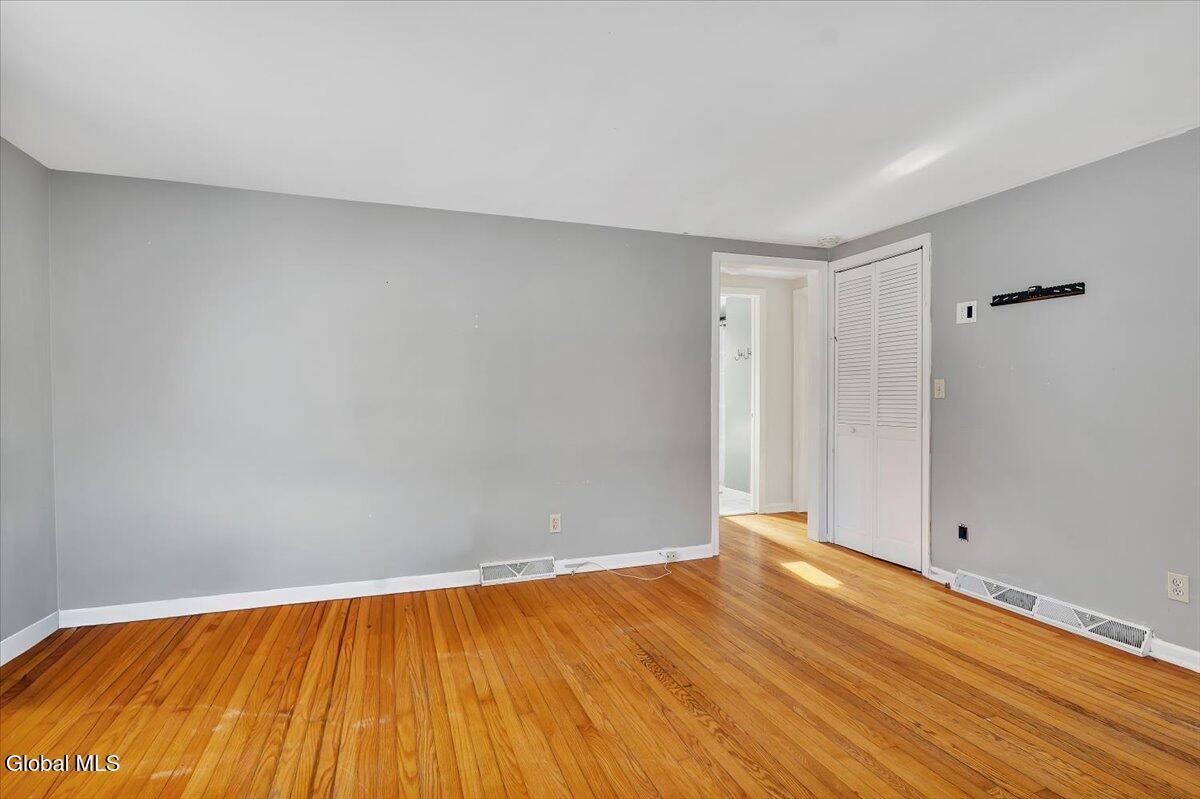 66 Beaver Dam Road Bethlehem, NY 12158 - Photo 5 of 30 04-P1624391