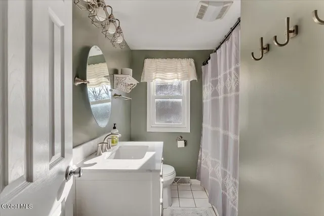 $289,000 | 66 Beaver Dam Road, Bethlehem, NY 12158