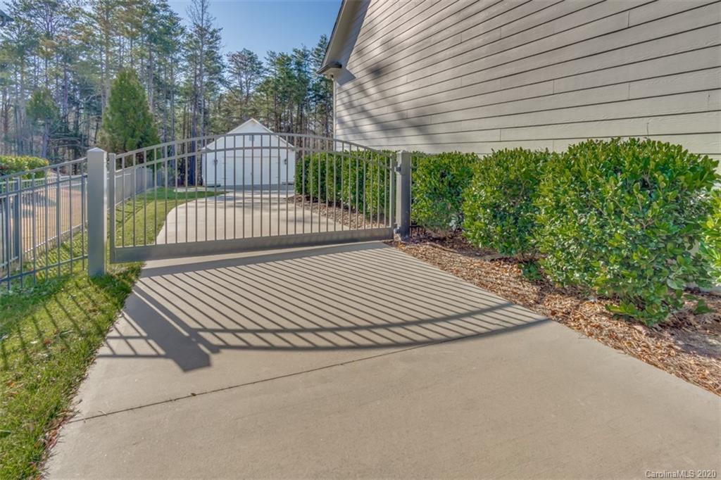 863 Harvest Pointe Drive Fort Mill, SC 29708 - Photo 35 of 39 Gallery Image 35