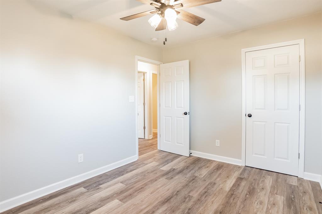 4039 Tincher Road Indianapolis, IN 46221 - Photo 16 of 31 Gallery Image 16