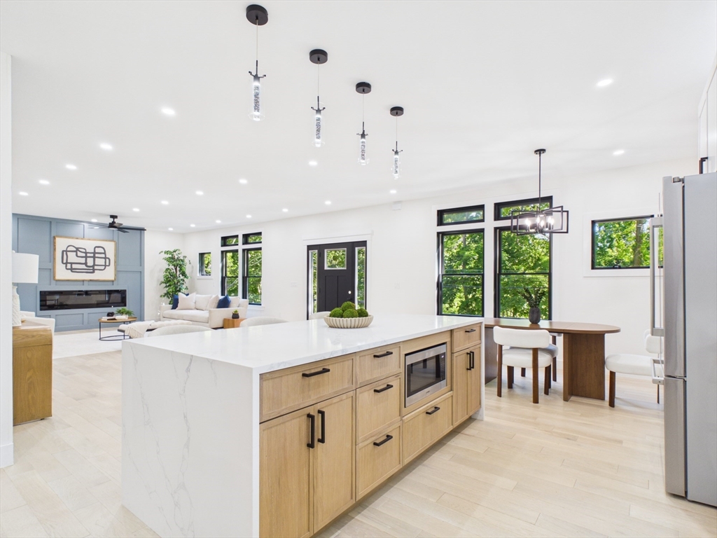 98 Evans Road Marblehead, MA 01945 - Photo 5 of 40